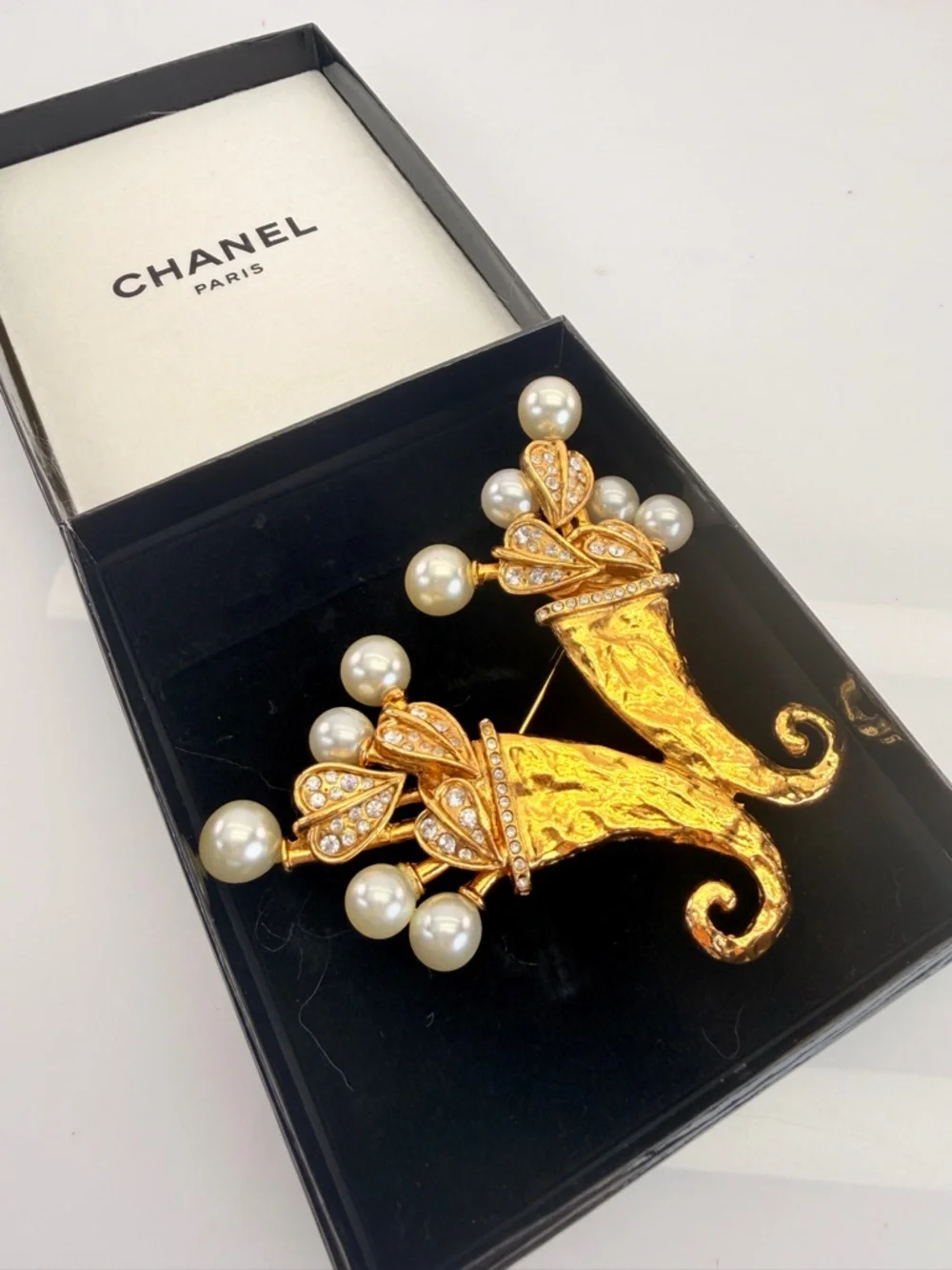 Vintage CHANEL Cornucopia Pearl Brooch Collectors Piece